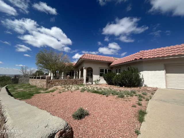 5716 Kingsfield Avenue, El Paso, Texas 79912