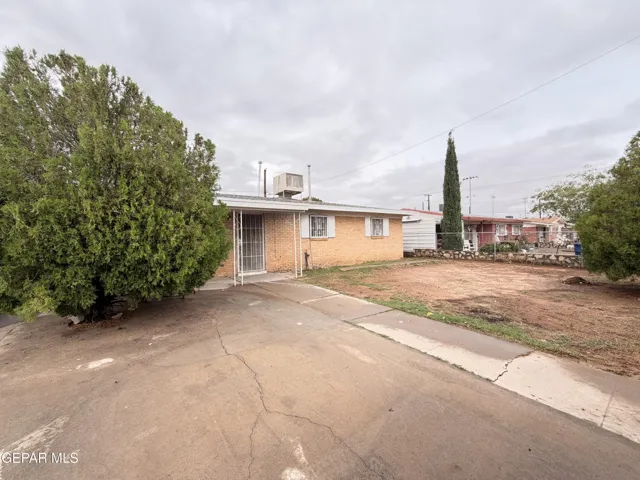 5313 Tropicana Avenue, El Paso, Texas 79924
