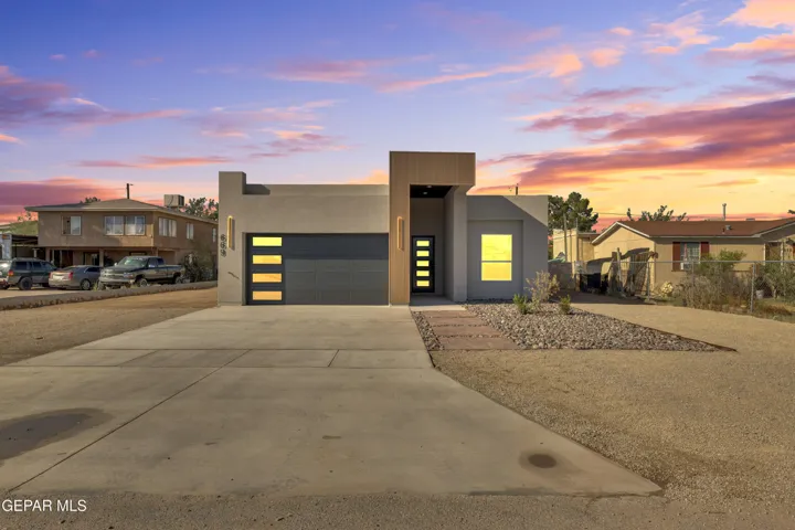 669 Supima Drive, Socorro, Texas 79927