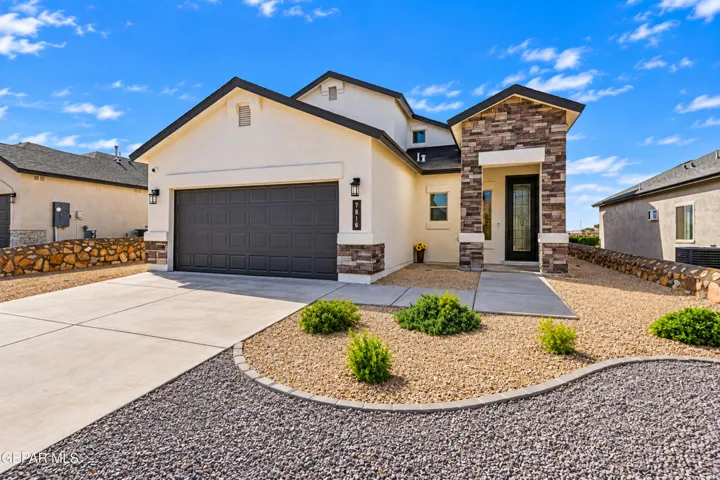7816 Enchanted Park Drive, El Paso, Texas 79911