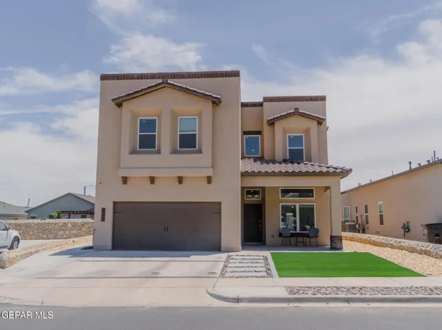 673 La Entrada Circle, Sunland Park, New Mexico 88063