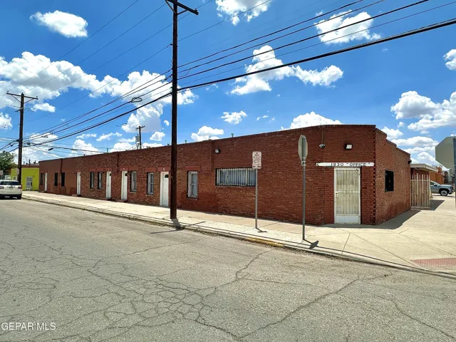 1926 Bassett Avenue, El Paso, Texas 79901