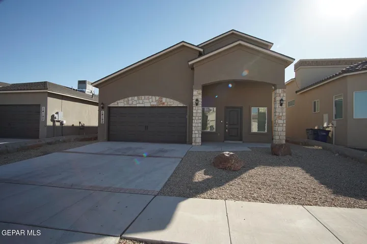 14190 Charles Pollock Avenue, El Paso, Texas 79938