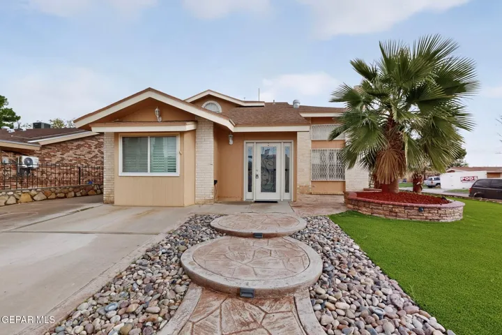 11885 Clara Barton Drive, El Paso, Texas 79936