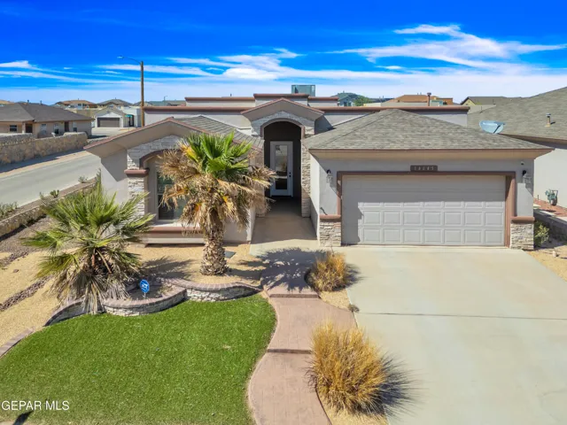 14645 Alton Oaks, El Paso, Texas 79938