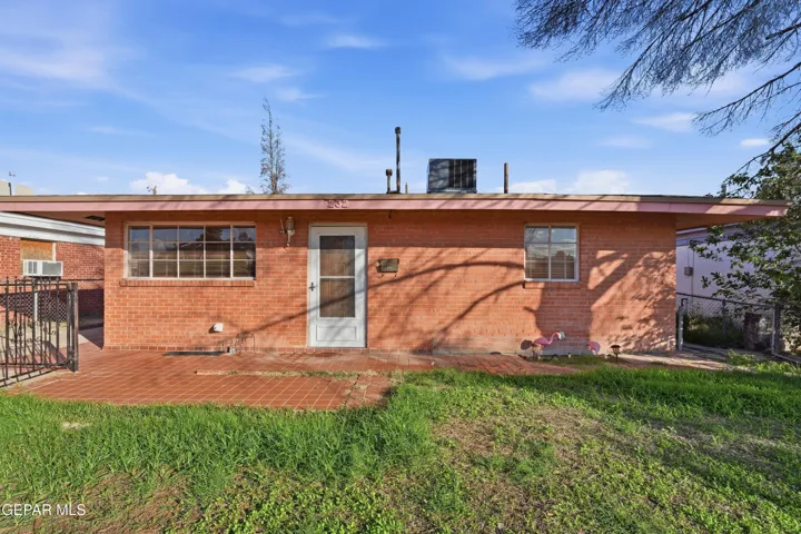 232 Mango Road, El Paso, Texas 79915