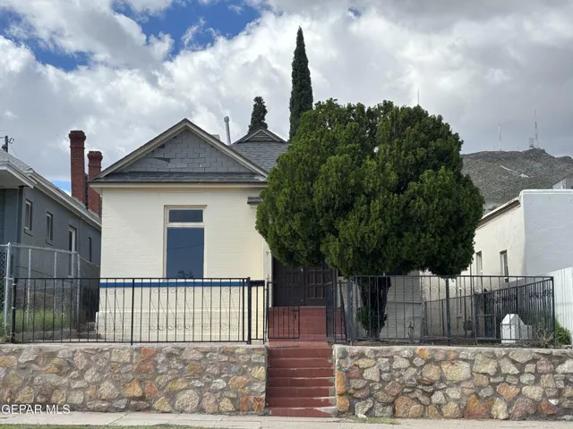 1931 Arizona Avenue A, El Paso, Texas 79902