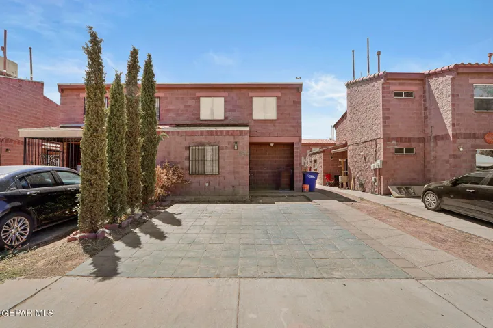11048 Sunshine Court, El Paso, Texas 79936