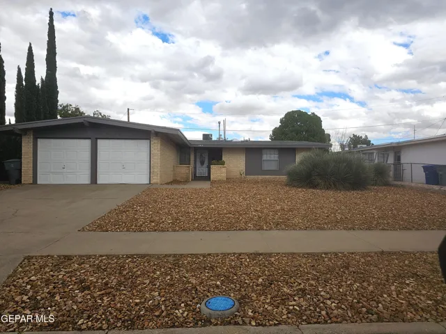2812 Cabot Pl