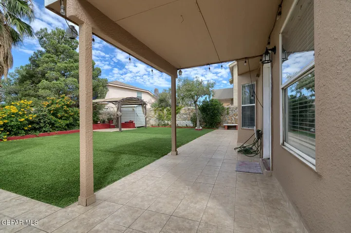 6135 Twilight View Way, El Paso, Texas 79932