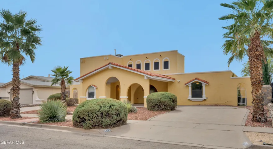 625 Cresta Alta Drive, El Paso, Texas 79912