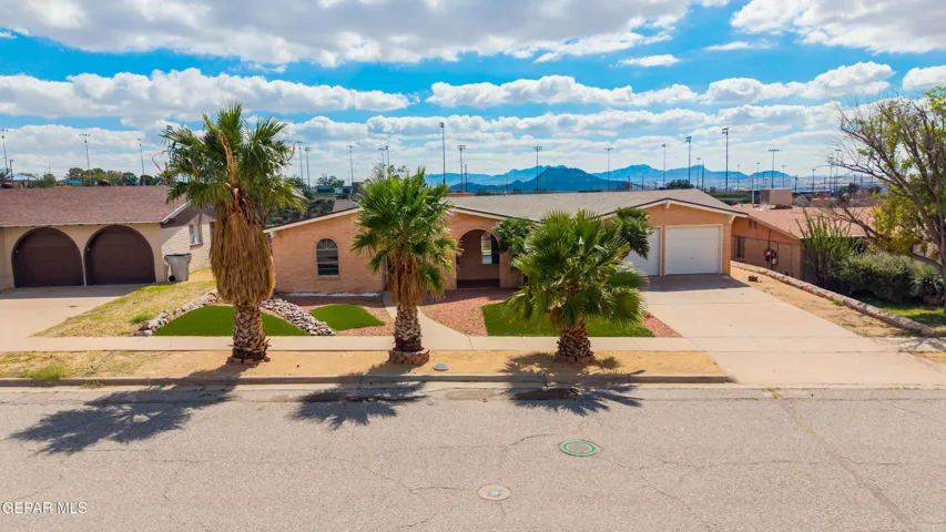 6648 Mariposa Drive, El Paso, Texas 79912