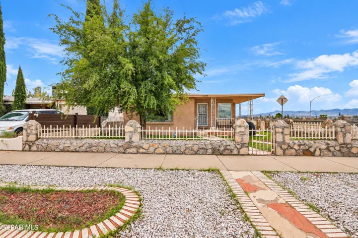 4300 Manchester Avenue, El Paso, Texas 79903