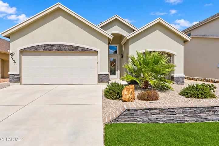 13757 Lago Vista Avenue, Horizon City, Texas 79928