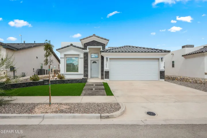 13837 Paseo Bosque Avenue, Horizon City, Texas 79928