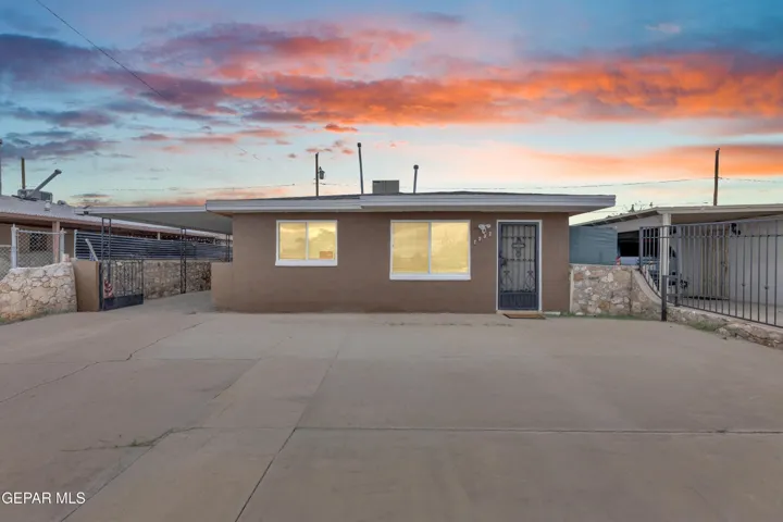 7337 Mimosa Avenue, El Paso, Texas 79915