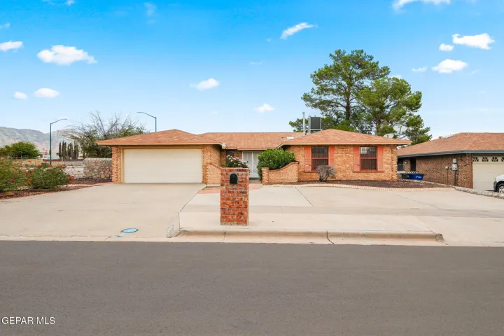 10560 Crete Drive, El Paso, Texas 79924