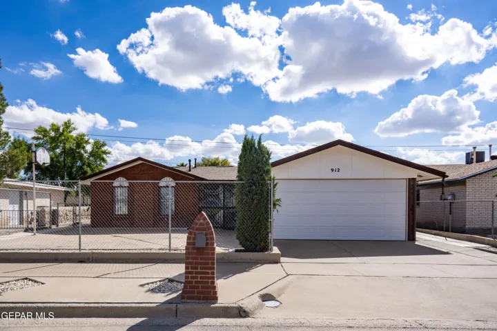 912 Agua Prieta Drive, El Paso, Texas 79907
