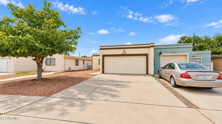 10929 Pelhem Road, El Paso, Texas 79936