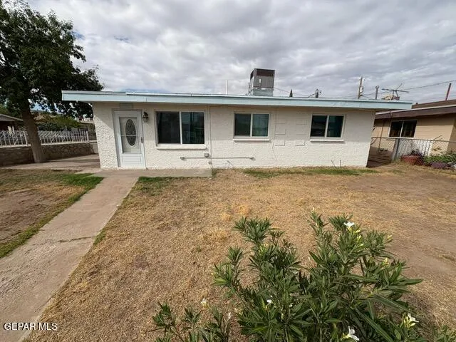 7414 Mimosa Avenue, El Paso, Texas 79915