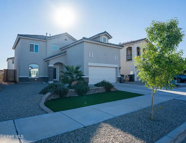 912 Summer Night Place, El Paso, Texas 79928