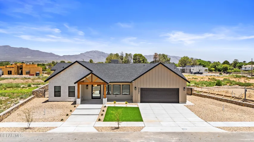 5691 Rio Bonito Circle, El Paso, Texas 79932