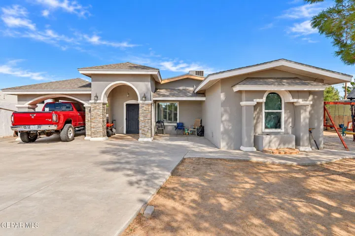 10971 Donna Marie Drive, Socorro, Texas 79927