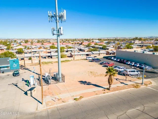 275 Padres Drive, El Paso, Texas 79907