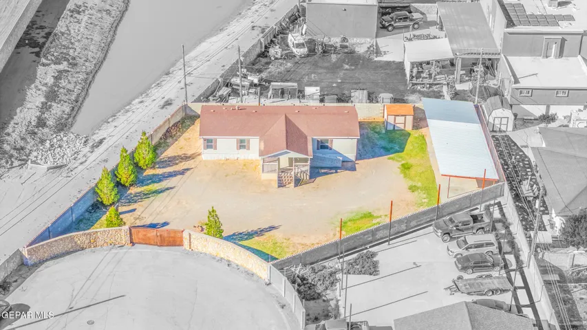 380 Grove, Clint, Texas 79836