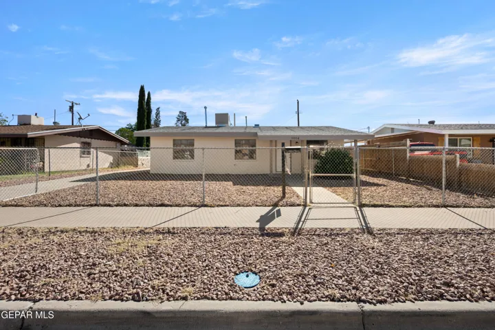 10324 Preston Drive, El Paso, Texas 79924