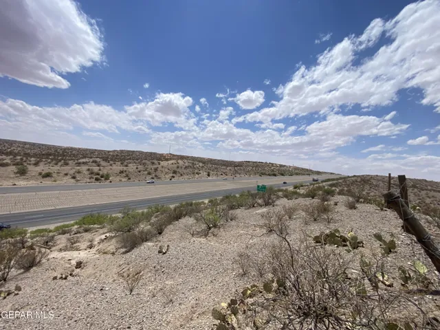 Right off I-10