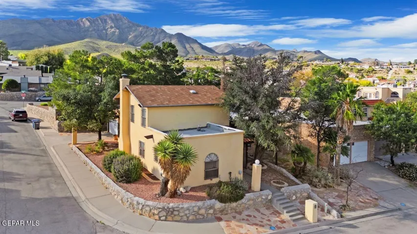 6847 Ridge Top Drive, El Paso, Texas 79904
