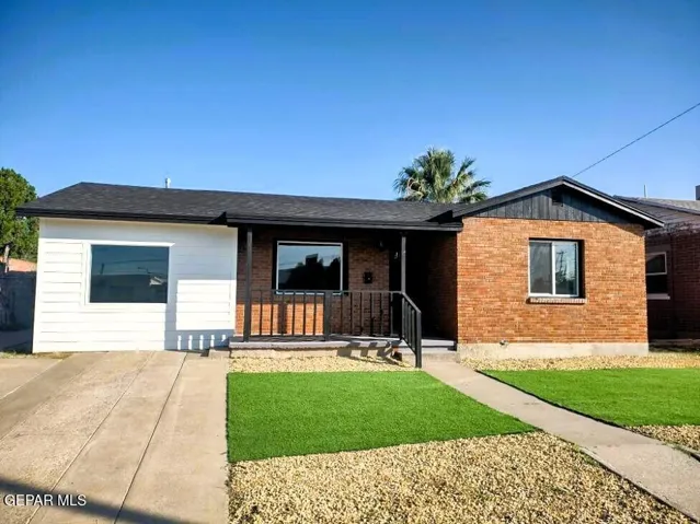 4637 La Luz Avenue Front, El Paso, Texas 79903