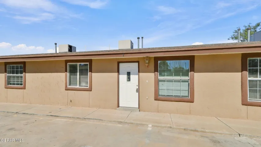 216 S Schutz Drive 7, El Paso, Texas 79907