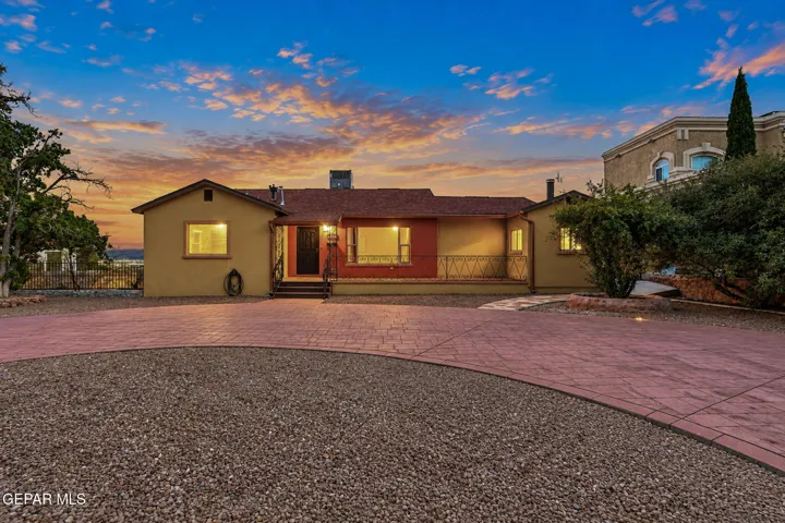 2416 Savannah, El Paso, Texas 79930