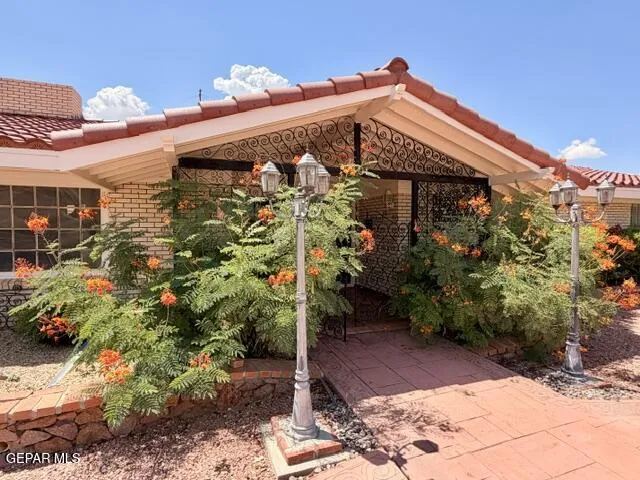 401 Pocano Lane, El Paso, Texas 79912