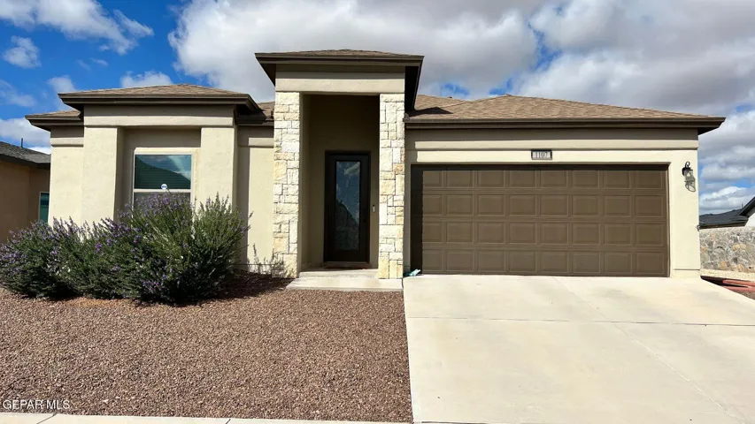 1107 Sky River Street, Horizon City, Texas 79928