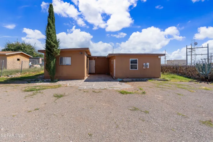 3948 Vanderveer Drive, El Paso, Texas 79938
