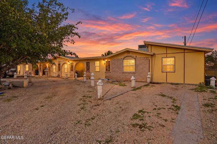 12321 Niccolite Drive Ac, Clint, Texas 79836