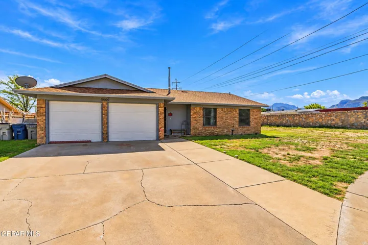 5000 Cockrell Lane, El Paso, Texas 79924