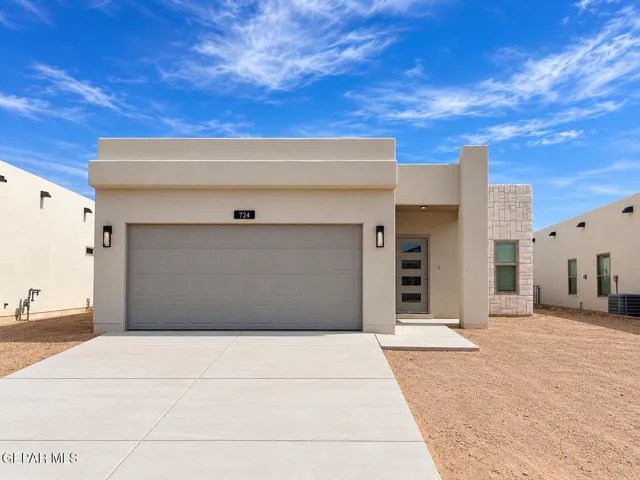 724 Paseo Astuto Place, Horizon City, Texas 79928