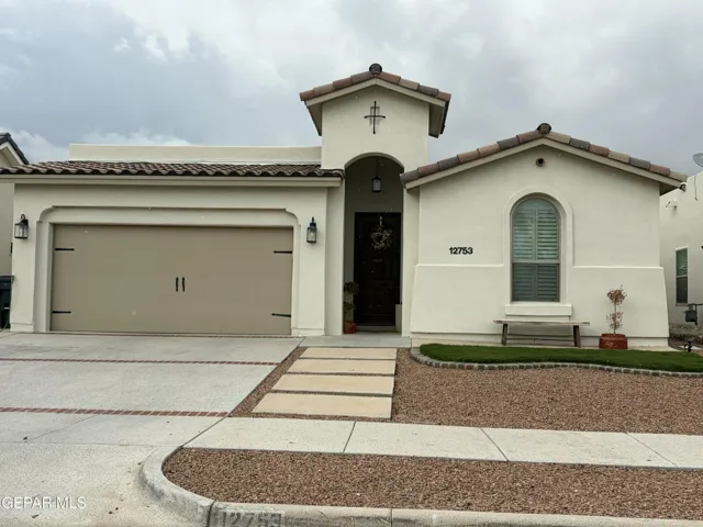 12754 Kingsbury Avenue, Horizon City, Texas 79928