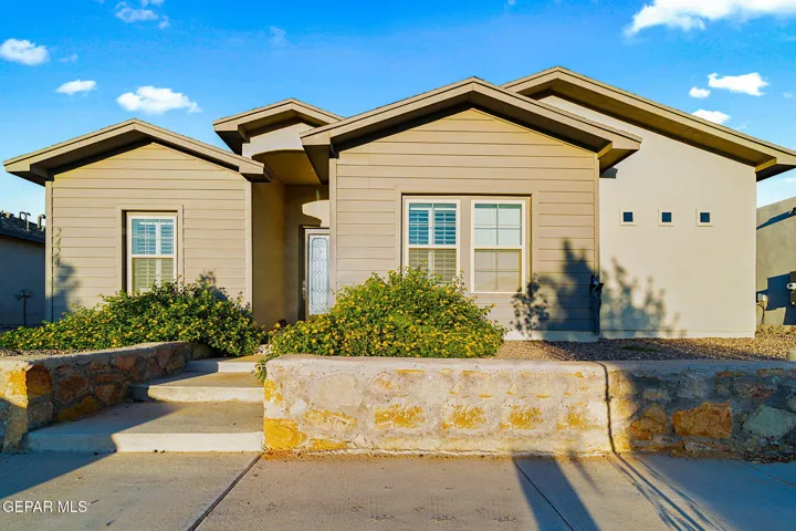 2424 Mike Price Drive, El Paso, Texas 79938