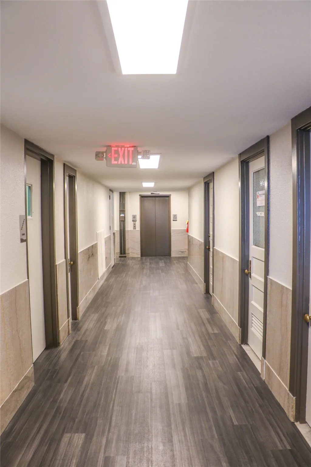 Office For Rent in Grayson County , 200 N Travis Street, Sherman, Texas 75090, 0, 0, Garage spaces, 66,000 Sqft, built in 1928, Preowned, Price $1, mls#14063024, Real Estate Agent in Sherman, Homes For Rent in Grayson county, Homes For Rent in Sherman, Realtor in Sherman Texas, Real Estate Brokerage Independent Realty Texas, Luminita Cordes Realtor