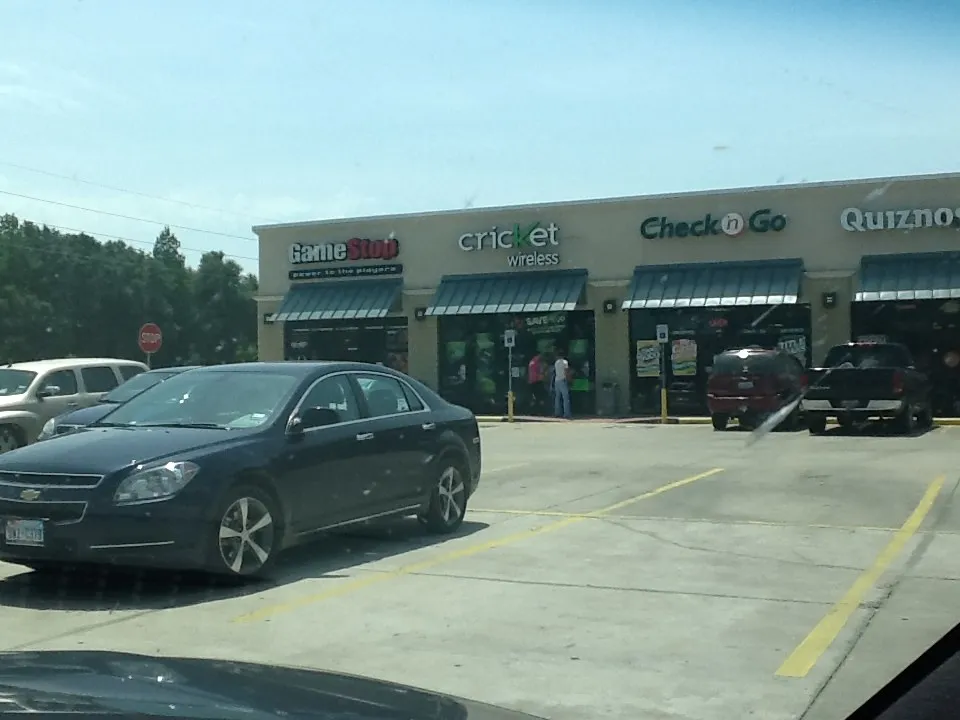 Shopping near Wal-Mart and the subject property