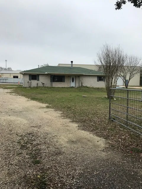 Warehouse For Sale in Johnson County , 4728 E Highway 67, Alvarado, Texas 76009, 0, 0, Garage spaces, 5,000 Sqft, built in 2012, Preowned, Price $1,500,000, mls#13944940, Real Estate Agent in Alvarado, Homes For Sale in Johnson county, Homes For Sale in Alvarado, Realtor in Alvarado Texas, Real Estate Brokerage Independent Realty Texas, Luminita Cordes Realtor