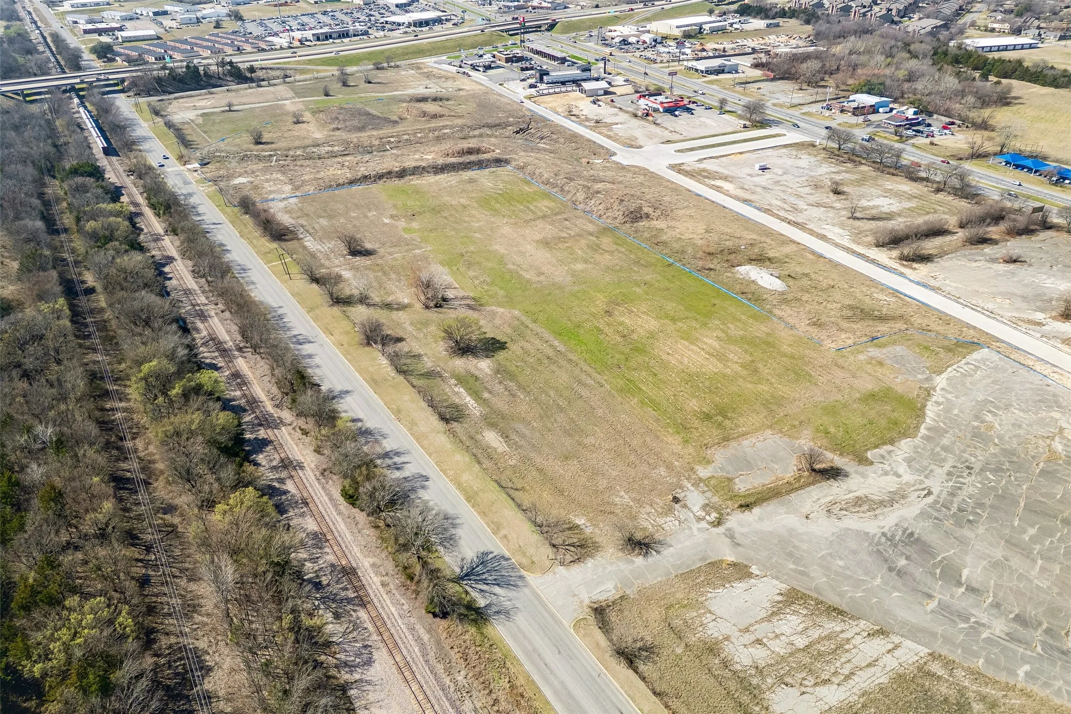 Retail For Sale in Grayson County , 2801 Texoma Parkway, Sherman, Texas 75090, 0, 0, Garage spaces, 44,039 Sqft, built in 1984, Proposed, mls#14714953, Real Estate Agent in Sherman, Homes For Sale in Grayson county, Homes For Sale in Sherman, Realtor in Sherman Texas, Real Estate Brokerage Independent Realty Texas, Luminita Cordes Realtor