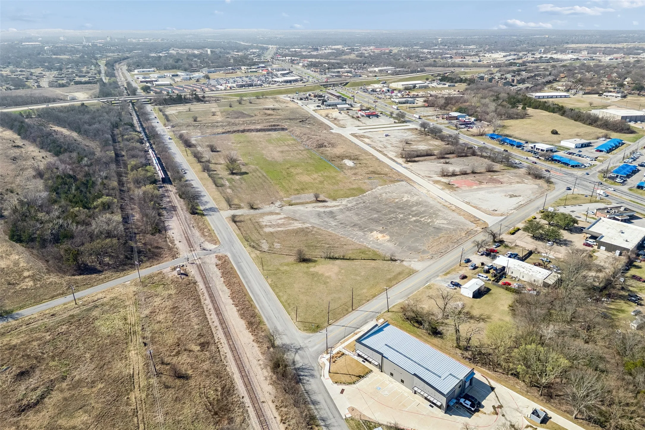Retail For Sale in Grayson County , 2801 Texoma Parkway, Sherman, Texas 75090, 0, 0, Garage spaces, 44,039 Sqft, built in 1984, Proposed, mls#14714953, Real Estate Agent in Sherman, Homes For Sale in Grayson county, Homes For Sale in Sherman, Realtor in Sherman Texas, Real Estate Brokerage Independent Realty Texas, Luminita Cordes Realtor