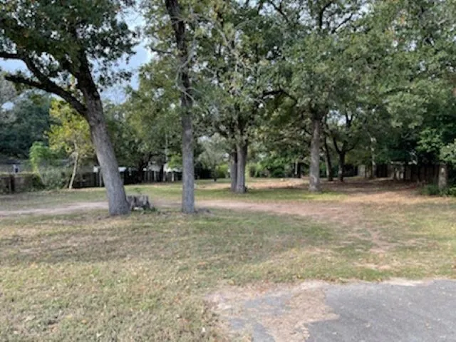 Unimproved Land For Sale in Henderson County , 301 W US-175 BUS Highway W, Athens, Texas 75751, 0, 0, Garage spaces, 0 Sqft, built in 0, mls#14699411, Real Estate Agent in Athens, Homes For Sale in Henderson county, Homes For Sale in Athens, Realtor in Athens Texas, Real Estate Brokerage Independent Realty Texas, Luminita Cordes Realtor
