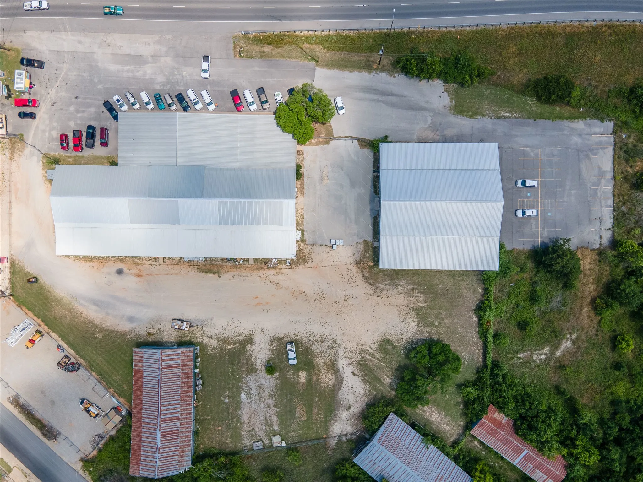 Retail For Sale in Erath County , 1950 W South Loop, Stephenville, Texas 76401, 0, 0, Garage spaces, 30,800 Sqft, built in 1982, Unknown, Price $2,800,000, mls#20030734, Real Estate Agent in Stephenville, Homes For Sale in Erath county, Homes For Sale in Stephenville, Realtor in Stephenville Texas, Real Estate Brokerage Independent Realty Texas, Luminita Cordes Realtor